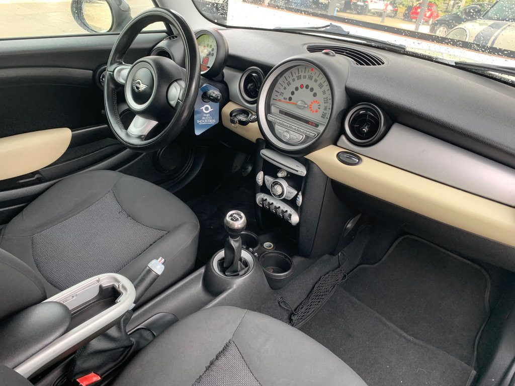 MINI 3 portas Cooper D